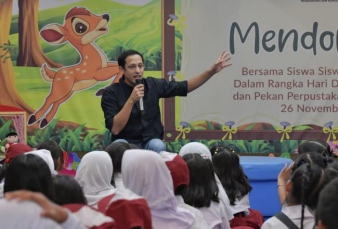 Mendongeng Melatih Imajinasi dan Kreativitas Anak