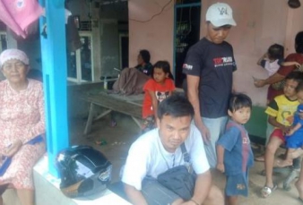 Korban Banjir di Karawang Belum Dapat Bantuan, Butuh Selimut dan Air Bersih