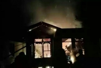 Sebuah Rumah Ludes Terbakar di Tempuling, Inhil