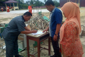 SMAN 8 Mandau Remajakan Moubiler Ujur yang Rusak Parah