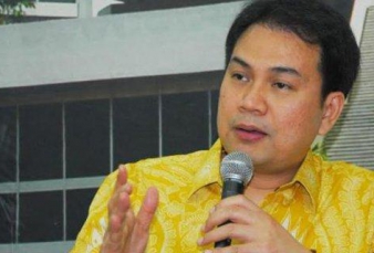 Setnov Mundur, Tunjuk AS Pimpin DPR ?