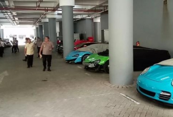 Lamborghini Terbakar, Polisi Sita 14 Mobil Sport Mewah Diduga Bodong