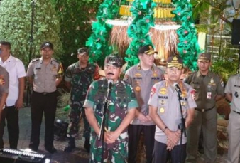 Video Conference dengan Kapolda, Kapolri dan Panglima TNI Pantau Perayaan Tahun Baru