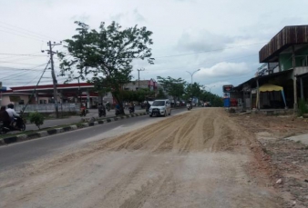 Dan Tanah Seluas 164 Meter pun di Aspal Penghujung 2018