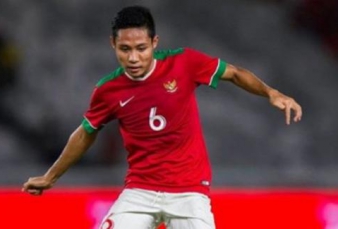 Ini Koleksi Mobil Mewah Pesepakbola Nasional Evan Dimas