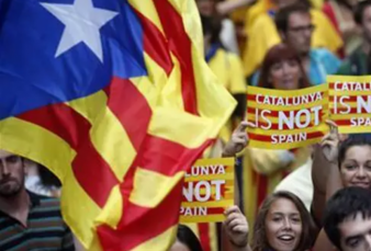 Dialog Dihalang, Catalan Deklarasikan Kemerdekaan