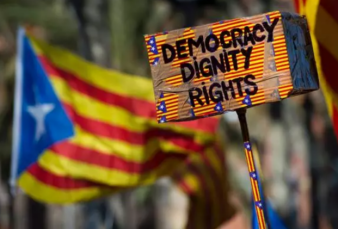 Ribuan Perusahaan Tinggalkan Catalunya