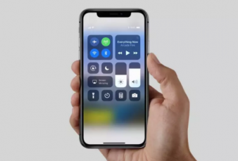 Apple Akan Produksi Iphone X Versi Murah