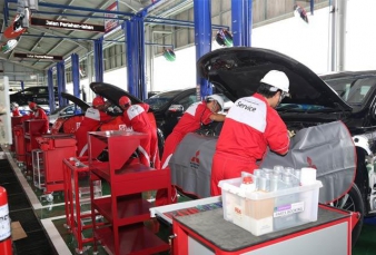 Tips Dari Mitsubishi Untuk Korban Banjir 