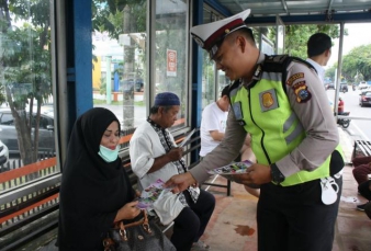 Hingga Naik Transmetro, Satlantas Berikan Himbauan