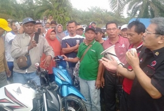 Anggota DPR akan Laporkan Persoalan Petani di Pelalawan ke Jokowi