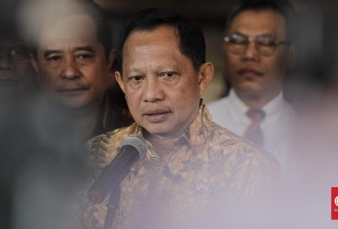 Mendagri Minta Kepala Daerah Tunda Perjalanan ke Luar Negeri