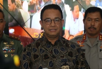 Anies Minta Warga Disiplin PSBB agar Semua Selamat