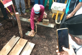 Warga Semulut Uluran Tangan Bangun Masjid