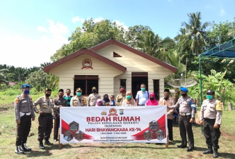 Tangis Haru Liza Wati Tempati Rumah Baru