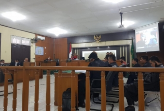 Saksi Sebut Kaderismanto Bertemu PT CGA di RM Pondok Melayu