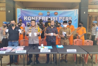 Bisnis Narkoba, Satu Keluarga di Inhu Diringkus Polres Inhu