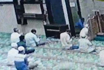 Penusuk Imam Masjid Pekanbaru Hanya Terbuka Dengan Perawat Wanita