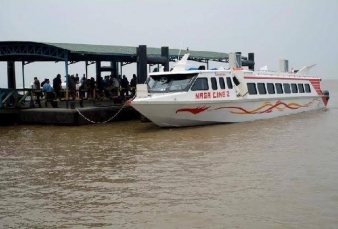 Polisi Minta Kapal Penumpang Meranti Disemprot Disinfektan 