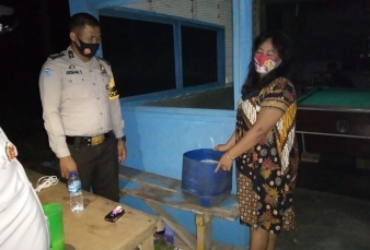 Polsek Kabun Tertibkan Warung Tuak Nakal