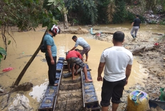 Cari Emas, Pelajar di Kuansing Tewas Tertimbun Tanah