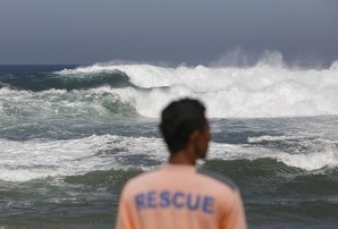 BMKG Ingatkan Potensi Gelombang Tinggi Pantai Selatan