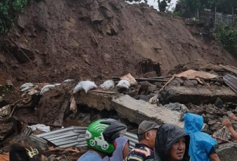 Demi Keselamatan, Tim SAR Siaga Banjir Akhiri Sementara Pencarian Korban