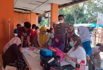 Pak Babin Edukasi Warga Pola Hidup Sehat