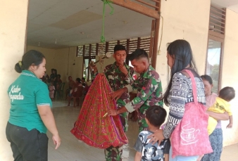 Tentang Satgas Pamtas Yonarmed 19 105 TRK, Posyandu Ibu dan Anak di Perbatasan