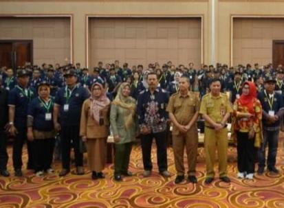 Petani Sawit Dua Kabupaten Belajar Budidaya dan Pemetaan