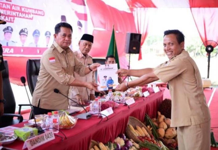 Berbisik Tak Berisik Cara Petani Sawit dan Karet Minta Pupuk Subsidi ke Pemerintah