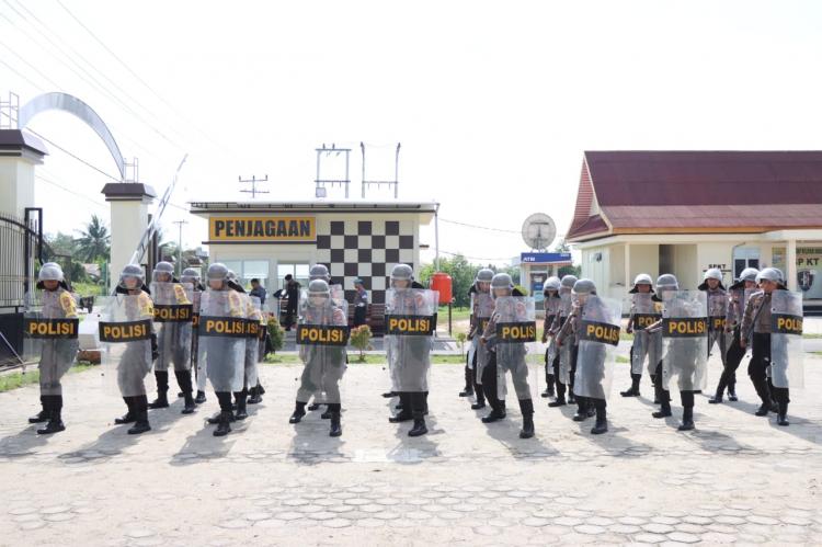 Persiapan Ops Mantap Brata, Ratusan Personel Polres Meranti Latihan Dalmas Sispamkota