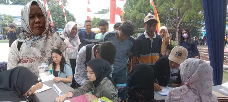 SMK Negeri 1 Pangkalan Kerinci Gelar Job Fair Perdana