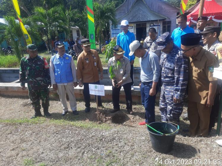 Gerakan Penanaman Pohon di Muntai Barat