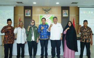 PTPN VI Jambi Bantu Replanting Kebun Sawit 2 KUD dan 1 Gapoktan