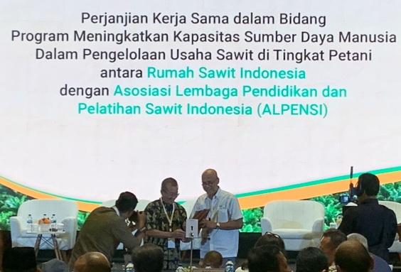 RSI Jalin Kerja Sama PalmCo Gesa Penerapan Program Replanting