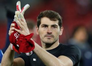 Hisense Sambut Kiper Iker Casillas di Kampanye ‘Beyond Glory