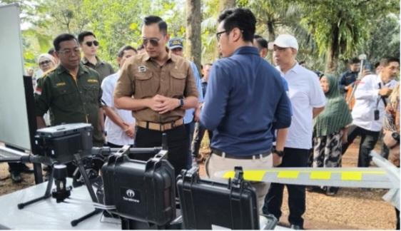 TDI Pamerkan Teknologi Drone Pada Menteri ATR BPN di Program GEMAPATAS di Depok