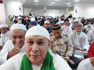 Wakil Bupati Rohul Sambangi Jamaah Haji di Tanah Suci Mekkah