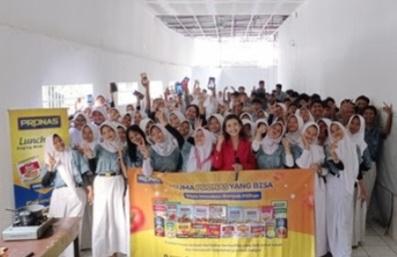 Kembangkan Keterampilan Public Speaking di SMP Bhara Trikora Bersama Pembicara Terkenal