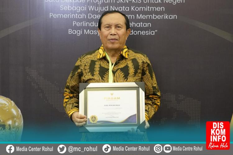 Kala Bupati Rokan Hulu Raih Penghargaan Lagi