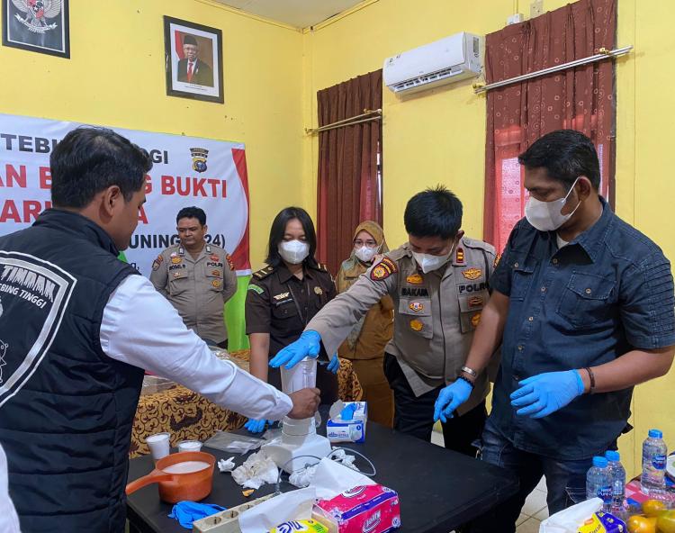 Polsek Tebingtinggi Musnahkan Barang Bukti Total 156,38 Gram Sabu 