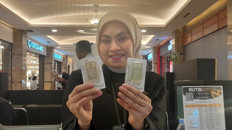 Harga Emas Antam Masih Berfluktuasi, Cek Ketersediaannya di BELM Pekanbaru Hari Ini