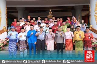 Upacara Peringatan Hari Jadi Provinsi Riau ke 67, Fhatanalia: Ajak Warga Gunakan Hak Pilih di Pilkada