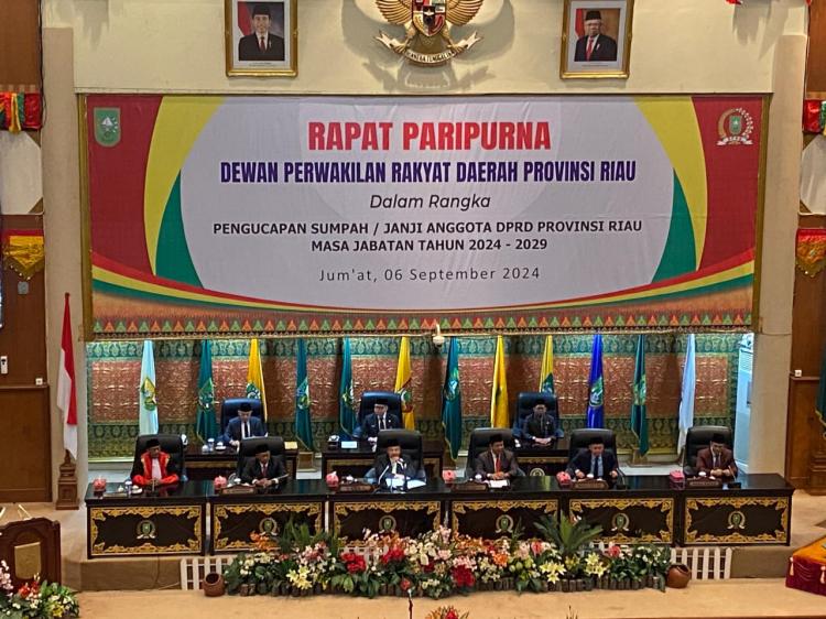 65 Anggota DPRD Riau Periode 2024-2029 Dilantik