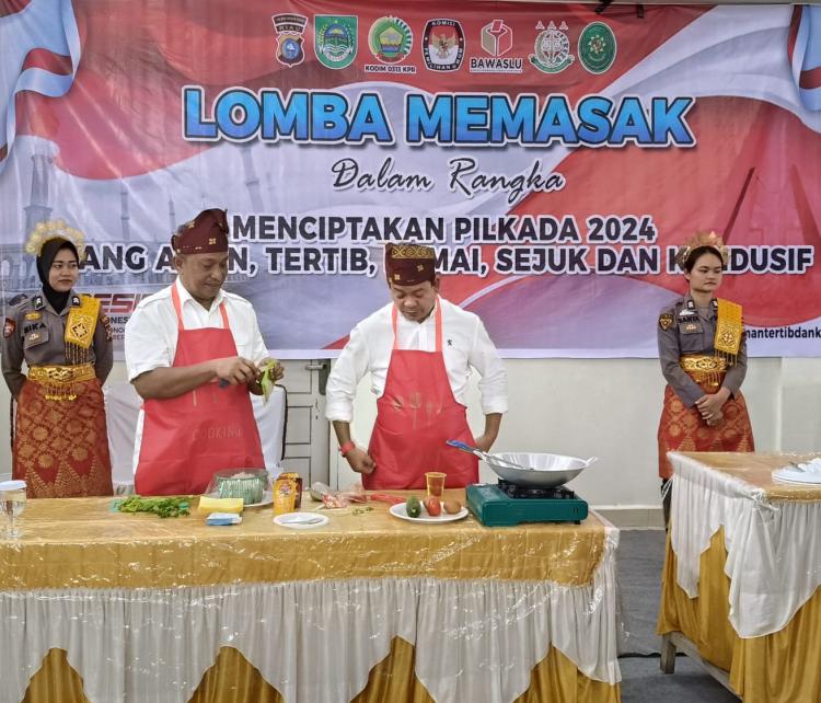 Lomba Masak, Jadi Koki Dadakan Paslon Anton-Poti Juara Pertama Pula