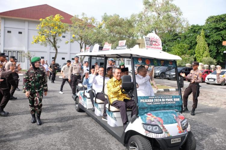 Jalin Silaturahmi, Kapolda Riau Ajak Paslon Ciptakan Pilkada Damai dan Meriah