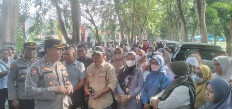 Guru di Langkat Demo, Minta Polisi Tetapkan Tersangka Pemalsuan Surat Pernyataan PPPK