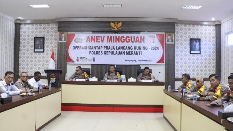 Kapolres Kepulauan Meranti Pimpin Anev Mingguan ke 5 OMP LK 2024