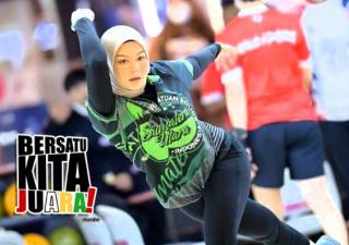 Pebowling Putri Sumut Aldila Indryati Lampaui Target Medali Emas PON